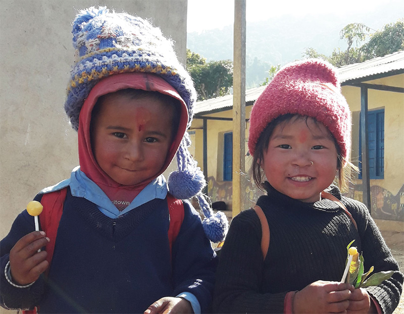 네팔 산골마을 아이들의 웃음